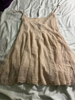 Beige Lace Dress H&M
